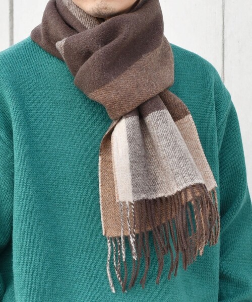 SHIPS any（シップス エニィ）の「SHIPS any: ウール リバーシブル パネル チェック マフラー 23AW◇（マフラー・メンズ・ブラック/ネイビー/ブラウン/イエロー系・ONE SIZE）」の8枚目の写真