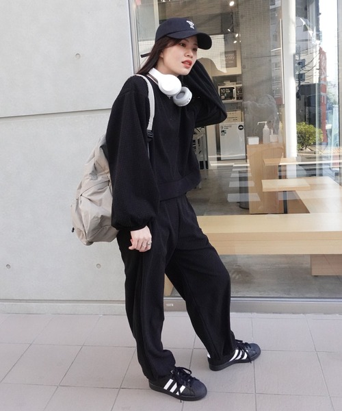 CORNERS（コーナーズ）の「ポコポコカットコーデュロイジョガーパンツ【セットアップ可能】（スウェットパンツ・レディース・ベージュ系その他/ブラック・M）」の10枚目の写真