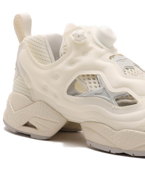 Reebok（リーボック）の「Reebok INSTAPUMP FURY 95 / リーボック インスタポンプ フューリー 95（スニーカー・メンズ・ベージュ・23.0cm/23.5cm/24.0cm/24.5cm/25.0cm）」の6枚目の写真