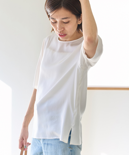 選ぶなら IENA（イエナ）の「キュプラナイロンサテンTブラウス（シャツ トップス