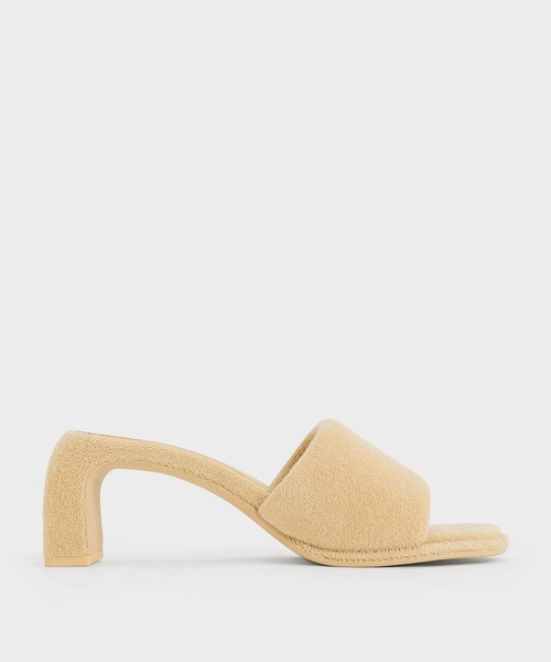 CHARLES & KEITH（チャールズ & キース）の「Loey ローイー テクスチャーカーブヒールミュール（サンダル・レディース・ベージュ/ブラック系その他2・22.5cm/23cm/23.5cm/24.5cm/25cm）」の4枚目の写真