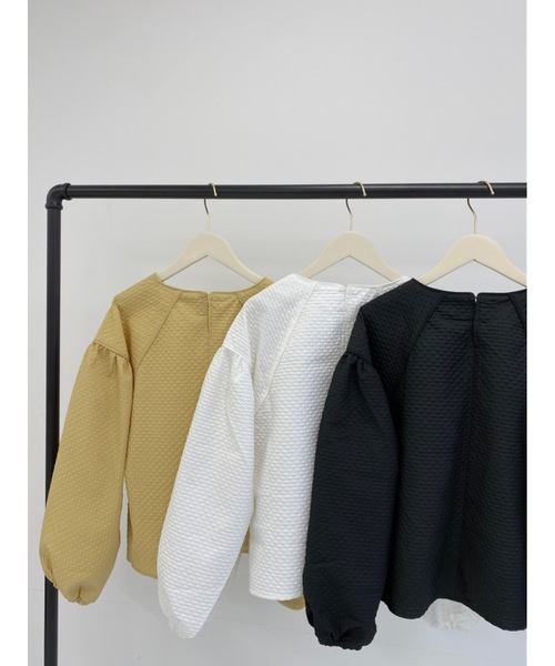 JUMELLE(ジュメロ)の「【ボリュームスリーブ】cord piping blouse(シャツ/ブラウス・レディース・ホワイト/ブラック/イエロー・MEDIUM)」の15枚目の写真