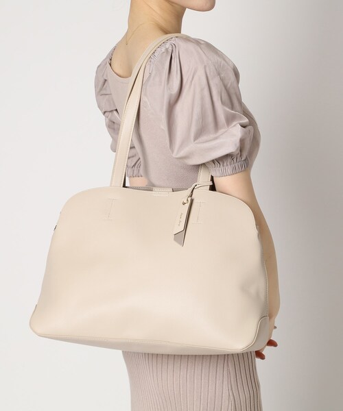 軽い！フェイクレザートートバッグ A4トート（トートバッグ）｜Ober Tashe（オーバータッシェ）