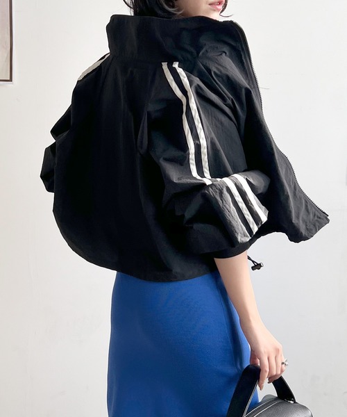 Futier land（フューティアランド）の「サイドラインナイロンショートブルゾン（ブルゾン・レディース・ブラック/アイボリー/オフホワイト・MEDIUM）」の5枚目の写真