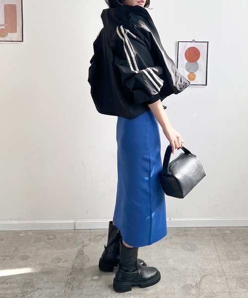 Futier land（フューティアランド）の「サイドラインナイロンショートブルゾン（ブルゾン・レディース・ブラック/アイボリー/オフホワイト・MEDIUM）」の10枚目の写真