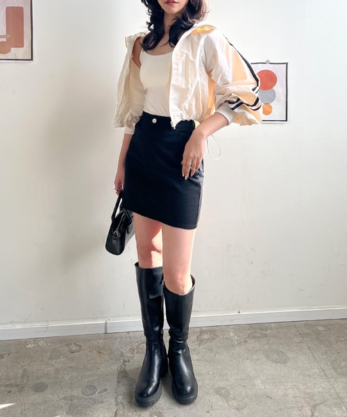 Futier land（フューティアランド）の「サイドラインナイロンショートブルゾン（ブルゾン・レディース・ブラック/アイボリー/オフホワイト・MEDIUM）」の12枚目の写真