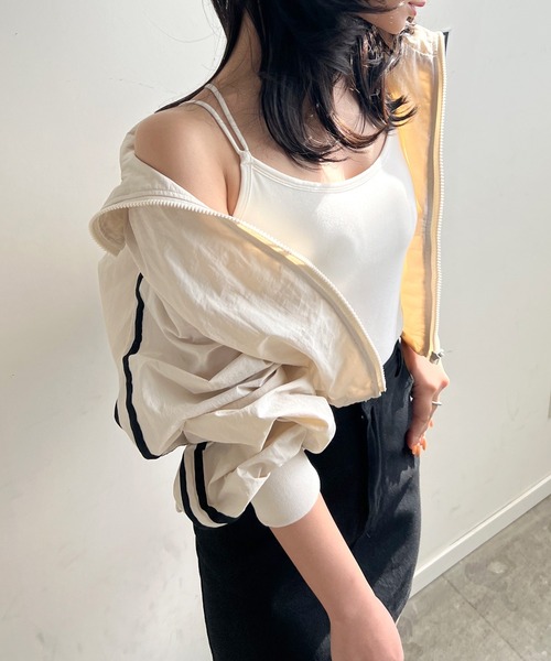 Futier land（フューティアランド）の「サイドラインナイロンショートブルゾン（ブルゾン・レディース・ブラック/アイボリー/オフホワイト・MEDIUM）」の13枚目の写真