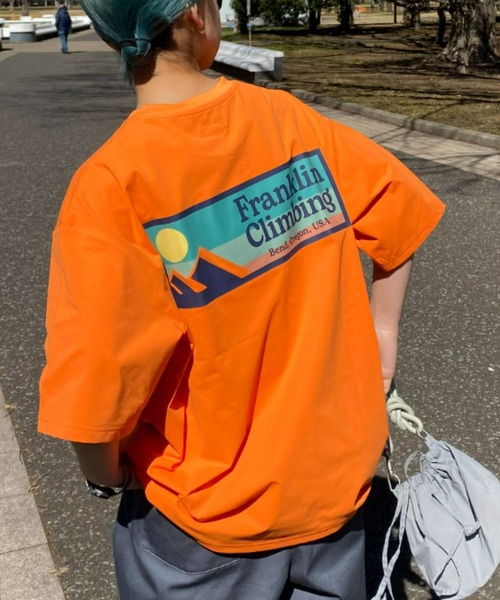 Franklin Climbing(フランクリンクライミング)の「【Franklin Climbing】ユニセックスバックロゴ半袖Tee(Tシャツ/カットソー・メンズ・ホワイト/ブラック/オレンジ/レッド/グレー・MEDIUM/LARGE/X-LARGE)」の17枚目の写真