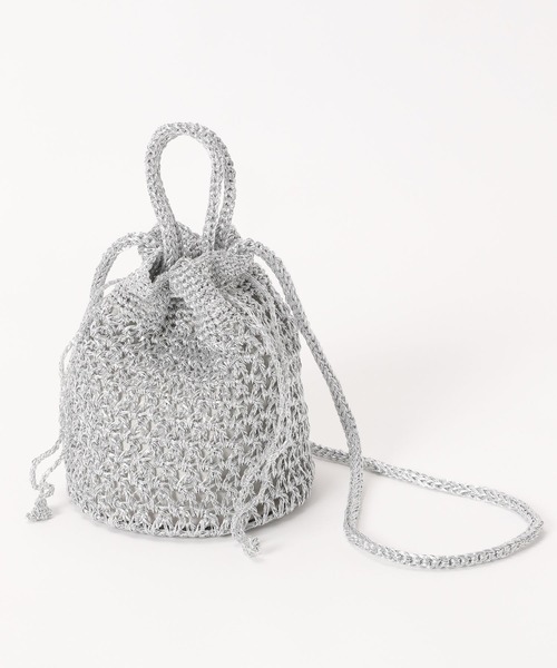 LOWRYS FARM(ローリーズファーム)の「メタリックアミキンチャクショルダー 994209(ショルダーバッグ・レディース・グレー/ブルー/ピンク・FREE)」の4枚目の写真