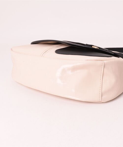 Jack Gomme(ジャックゴム)の「【JACK GOMME/ジャックゴム】ショルダーバッグ メッセンジャー PETIT GABY Besace(ショルダーバッグ・レディース・ネイビー/アイボリー/ブラウン/グリーン・FREE)」の6枚目の写真