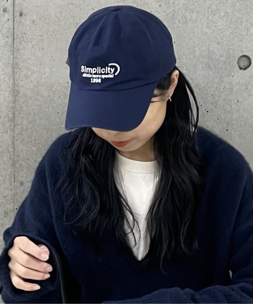 COLONY 2139（コロニートゥーワンスリーナイン）の「刺繍ロゴキャップ