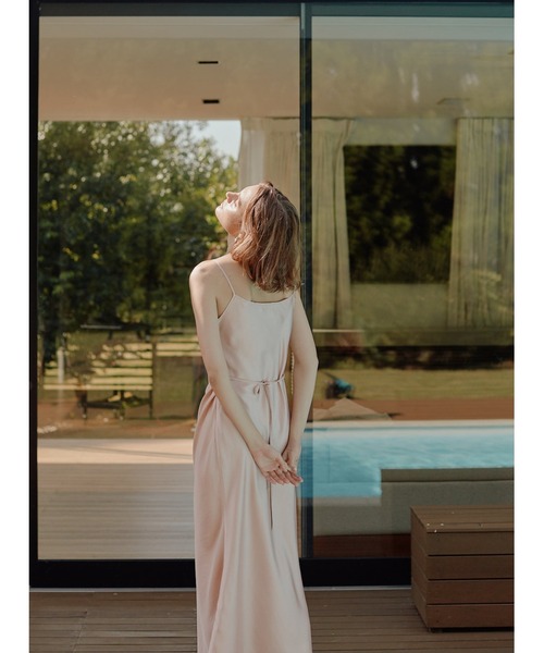 LIBJOIE（リブジョア）の「シルキードレープキャミソールワンピース（ワンピース・レディース・ブラック/ホワイト/ピンク・S/M）」の15枚目の写真