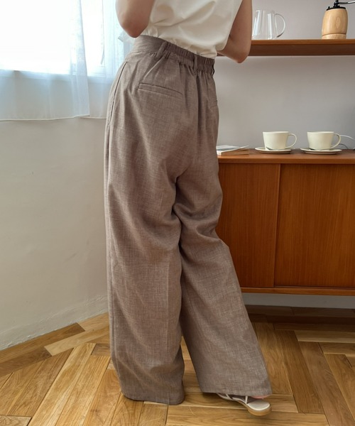Olu.（オルドット）の「リネンライクタックパンツ（その他パンツ・レディース・ベージュ/ブラウン・FREE）」の3枚目の写真