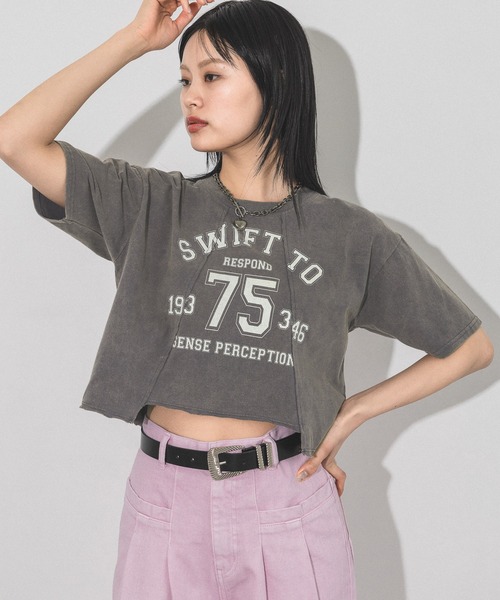 PAGEBOY（ページボーイ）の「リメイクライクカレッジショート（Tシャツ/カットソー・レディース・オフホワイト/チェリーピンク/ブラック・FREE）」の5枚目の写真