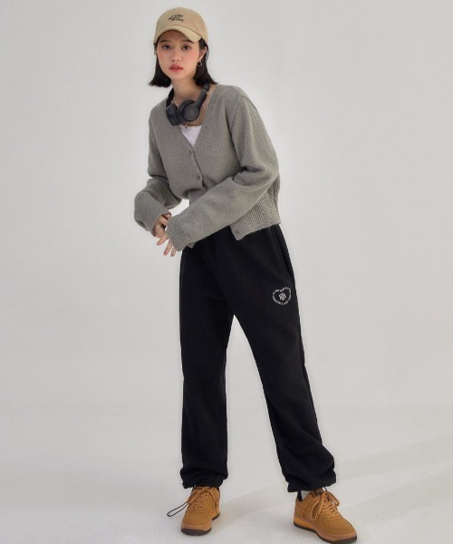 muahmuah(ムーアムーア)の「A'GEM/9 × .kom『muah muah/ムーアムーア』2WAY WIDE JOGGER PANTS/2WAY ワイドジョガーパンツ(スウェットパンツ・レディース・ブラック/グレー・FREE)」の9枚目の写真