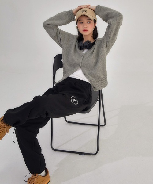 muahmuah(ムーアムーア)の「A'GEM/9 × .kom『muah muah/ムーアムーア』2WAY WIDE JOGGER PANTS/2WAY ワイドジョガーパンツ(スウェットパンツ・レディース・ブラック/グレー・FREE)」の6枚目の写真