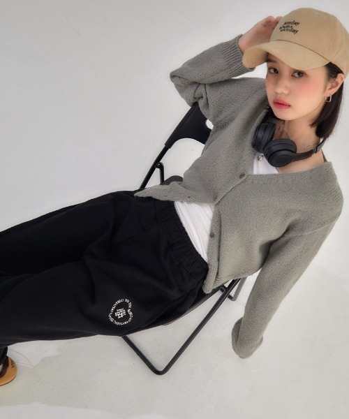 muahmuah(ムーアムーア)の「A'GEM/9 × .kom『muah muah/ムーアムーア』2WAY WIDE JOGGER PANTS/2WAY ワイドジョガーパンツ(スウェットパンツ・レディース・ブラック/グレー・FREE)」の5枚目の写真