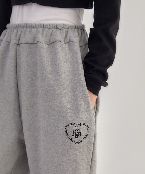 muahmuah(ムーアムーア)の「A'GEM/9 × .kom『muah muah/ムーアムーア』2WAY WIDE JOGGER PANTS/2WAY ワイドジョガーパンツ(スウェットパンツ・レディース・ブラック/グレー・FREE)」の10枚目の写真