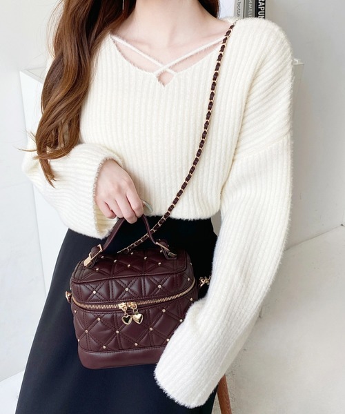 moment+（モーメントプラス）の「ハートチャームビジューキルティングバニティバッグ（ショルダーバッグ・レディース・ピンク/ブラック/アイボリー/ボルドー・FREE）」の5枚目の写真