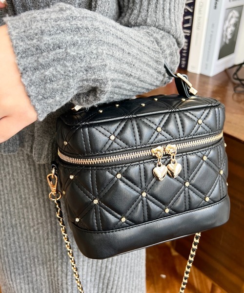 セール】ハートチャームビジューキルティングバニティバッグ