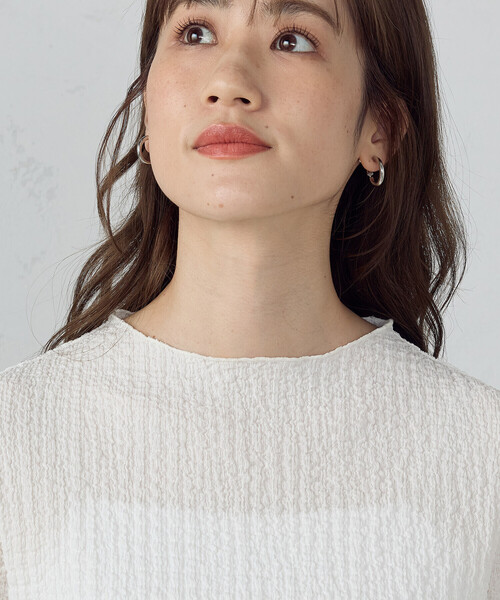 COMME CA ISM(コムサイズム)の「シャーリング ボトルネックカットソー(Tシャツ/カットソー・レディース・ホワイト/ブラック・MEDIUM/LARGE)」の6枚目の写真