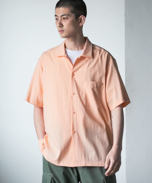 URBAN RESEARCH（アーバンリサーチ）の「FIBRIL BOX SHIRTS（シャツ/ブラウス・メンズ・ベージュ/ネイビー/ライトピンク/チャコールグレー・SMALL/MEDIUM/LARGE）」の8枚目の写真