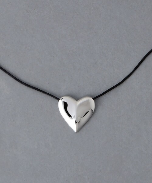 UNITED ARROWS(ユナイテッドアローズ)の「ハートモチーフ コード ネックレス(ネックレス・レディース・シルバー/ゴールド・FREE)」の10枚目の写真