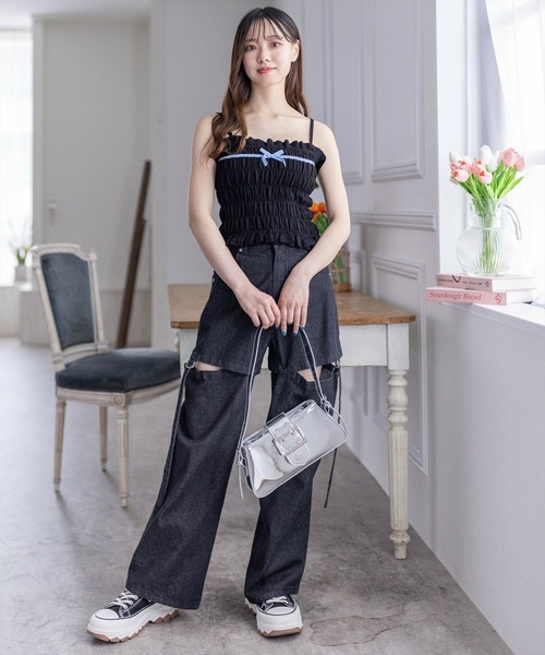 clear(クリア)の「配色リボンニットキャミソール(キャミソール・レディース・ブラック/レッド/ブルー・F)」の13枚目の写真