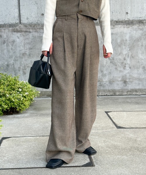 select MOCA（セレクトモカ）の「ツイードタックパンツ（スラックス・レディース・チャコール/ブラウン・MEDIUM/LARGE）」の2枚目の写真
