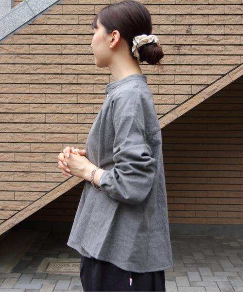 DANTON（ダントン）の「DANTON/ダントン　ヘンリーネックプルオーバーシャツ　HENLEY NECK PULLOVER SHIRT　DT-B0304 OCV（シャツ/ブラウス・レディース・アイボリー/グレー・38）」の17枚目の写真