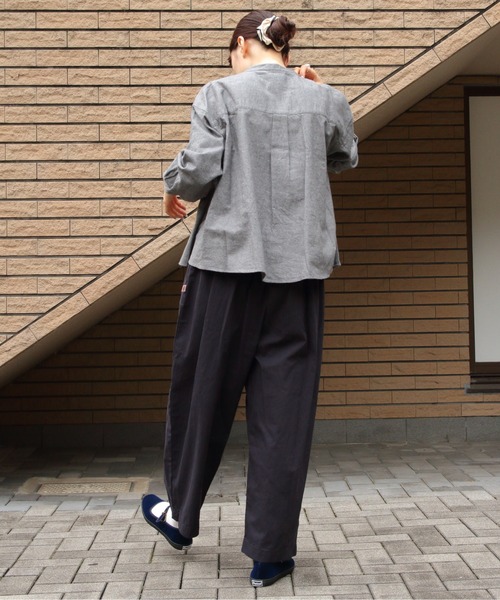 DANTON（ダントン）の「DANTON/ダントン　ヘンリーネックプルオーバーシャツ　HENLEY NECK PULLOVER SHIRT　DT-B0304 OCV（シャツ/ブラウス・レディース・アイボリー/グレー・38）」の21枚目の写真