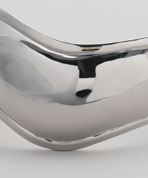 アクセサリー JAMIRAY Wavy silver bangle JAMIRAY(ジャミレイ)のWAVY SILVER BANGLE通販 | 集英社HAPPY
