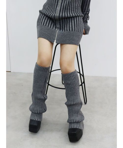 EVRIS（エヴリス）の「プレーティングリブレッグウォーマー（レッグウォーマー・レディース・グレー/レッド/アイボリー・FREE）」の13枚目の写真