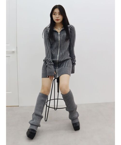 EVRIS（エヴリス）の「プレーティングリブレッグウォーマー（レッグウォーマー・レディース・グレー/レッド/アイボリー・FREE）」の14枚目の写真