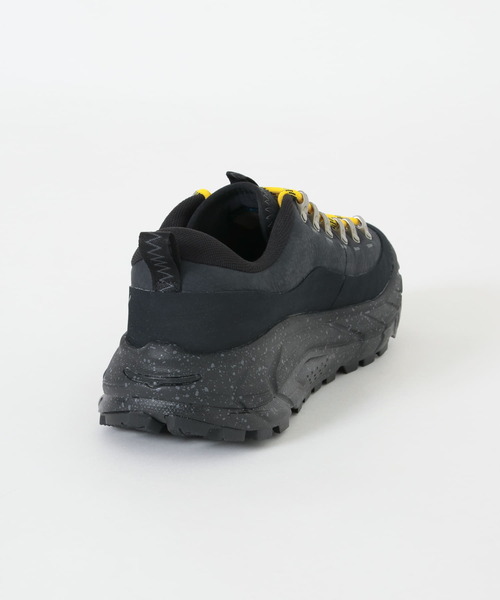 HOKA（ホカ）の「HOKA ONE ONE U TOR SUMMIT（スニーカー）」 - WEAR