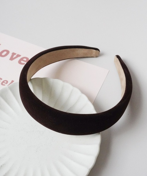 Port（ポート）の「【 Port / ポート 】全10色 カラバリ豊富 ベロア ワイド カチューシャ #_（カチューシャ・レディース・ネイビー/ダークグリーン/ライトブラウン/ライトベージュ/ブラック/ボルドー/レッド/ピンク/ダークブラウン/パープル・FREE）」の3枚目の写真