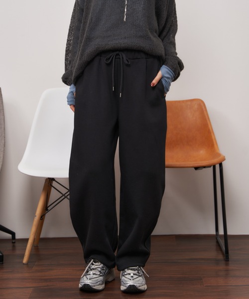 Auntie Rosa Holiday（アンティローザホリデー）の「裏起毛カーブスウェットパンツ（スウェットパンツ・レディース・ブラック/ナチュラル/チャコールグレー・FREE）」の2枚目の写真