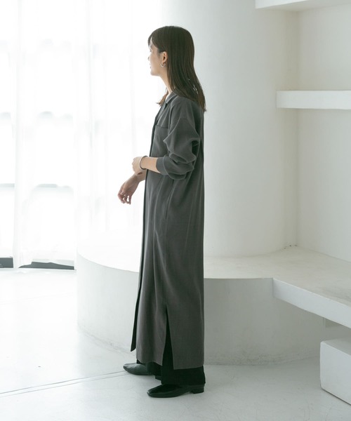 URBAN RESEARCH（アーバンリサーチ）の「オープンカラーシャツワンピース（ワンピース・レディース・チャコールグレー/カーキ・FREE）」の6枚目の写真