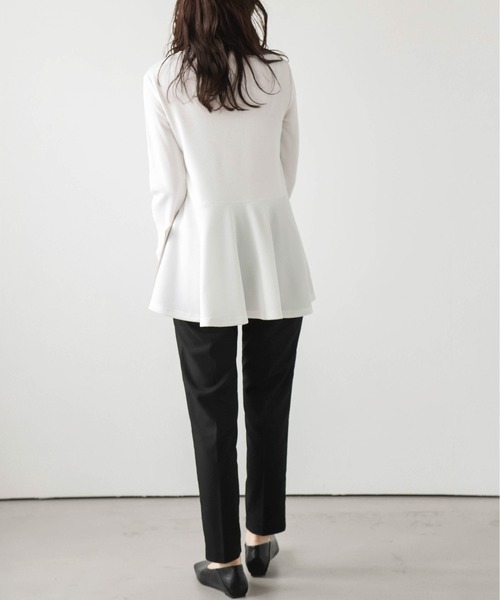 La-gemme（ラジェム）の「エンボスペプラムフレアトップス（Tシャツ/カットソー・レディース・ブラック/ホワイト/グレー・L/M）」の11枚目の写真