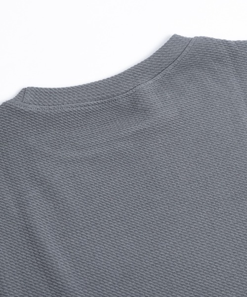 La-gemme（ラジェム）の「エンボスペプラムフレアトップス（Tシャツ/カットソー・レディース・ブラック/ホワイト/グレー・L/M）」の19枚目の写真