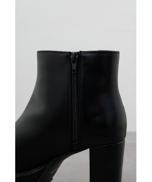 AZUL by moussy(アズールバイマウジー)の「ラギッドソールブーツ(ブーツ・レディース・ブラウン/ブラック・LL/LARGE/MEDIUM/SMALL)」の9枚目の写真