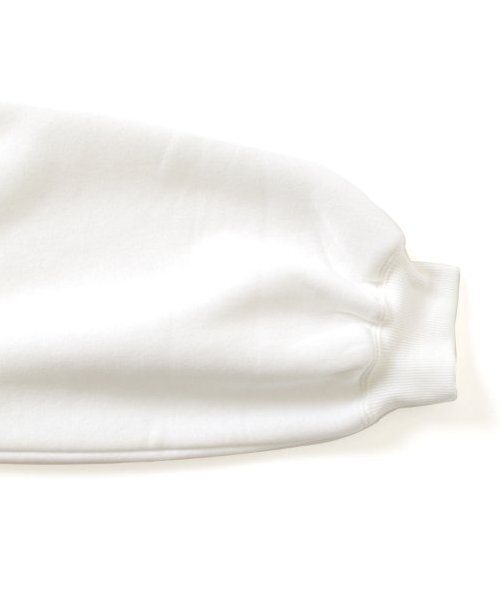 GLAZOS(グラソス)の「【大人向けサイズあり】【あったか】裏起毛・ネックレス付きトレーナー(スウェット・キッズ・ブラック/ホワイト・S/M/L/LL)」の3枚目の写真