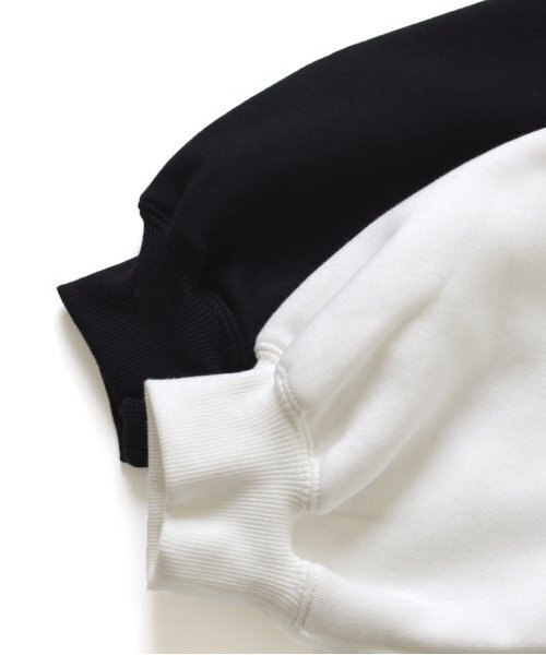 GLAZOS(グラソス)の「【大人向けサイズあり】【あったか】裏起毛・ネックレス付きトレーナー(スウェット・キッズ・ブラック/ホワイト・S/M/L/LL)」の5枚目の写真