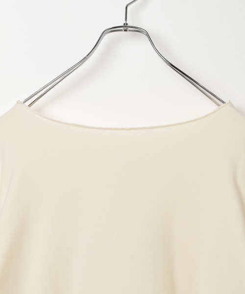 BAYFLOW（ベイフロー）の「[程よい肉感の裏毛素材]カットオフネック刺繍プルオーバー（スウェット・レディース・グレー/オフホワイト/チャコール・FREE）」の10枚目の写真