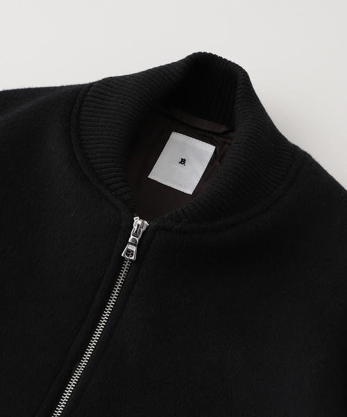 EDIFICE LA BOUCLE(エディフィスラブークル)の「LA BOUCLE (ラブークル) HEAVY BEAVER BOMBER JKT(スタジャン・メンズ・ブラック/ネイビー・2/3)」の21枚目の写真