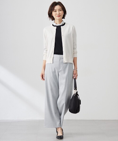 J.PRESS（ジェイプレス）の「azulejoスクエアプリント スカーフ（バンダナ/スカーフ・レディース・ネイビー系5/ベージュ系5・F）」の22枚目の写真