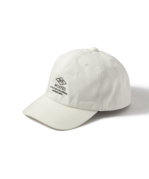 MILKFED.（ミルクフェド）の「EMBROIDERED BASEBALL CAP（キャップ/帽子）（キャップ・レディース・ホワイト/インディゴブルー・ONE SIZE）」の2枚目の写真