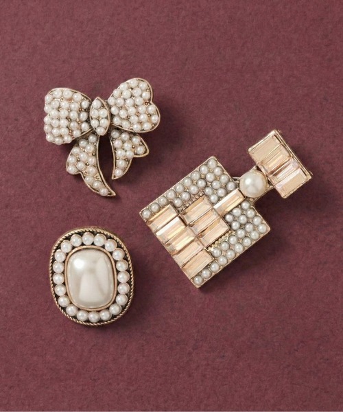 styiro（スタイロ）の「【人気アイテムランキング1位獲得！】アンティークビジューブローチセット（ブローチ/コサージュ・レディース・ゴールド系4/ゴールド系2/ゴールド系3/ゴールド/ゴールド系5/ゴールド系9/ゴールド系1/ゴールド系8/ゴールド系7/ゴールド系6・FREE）」の2枚目の写真