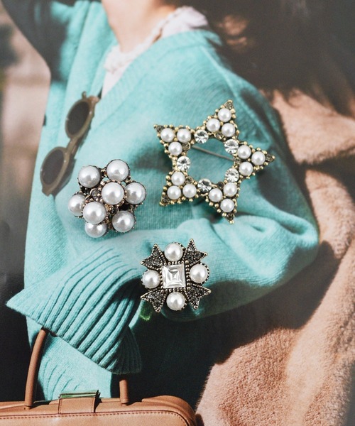 styiro（スタイロ）の「【人気アイテムランキング1位獲得！】アンティークビジューブローチセット（ブローチ/コサージュ・レディース・ゴールド系4/ゴールド系2/ゴールド系3/ゴールド/ゴールド系5/ゴールド系9/ゴールド系1/ゴールド系8/ゴールド系7/ゴールド系6・FREE）」の22枚目の写真