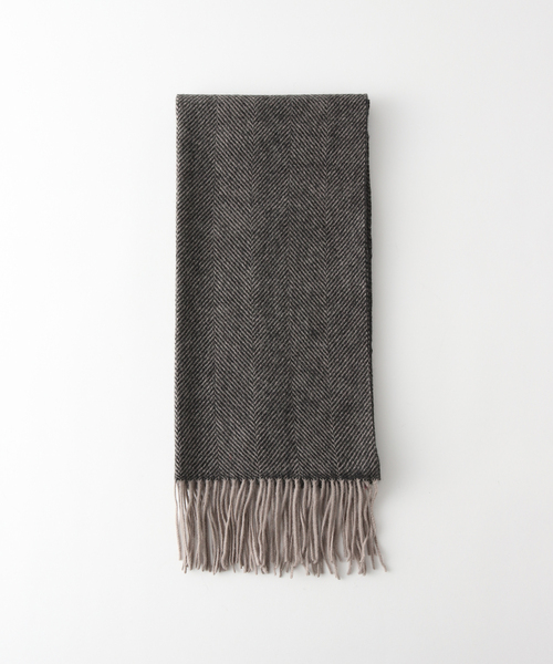 TWEED MILL（ツイードミル）の「TWEEDMILL / ツイードミル Lamds Wool Check Stole（マフラー・メンズ・サックスブルー/イエロー/ネイビー/ブラウン/ホワイト/ブルー/チャコールグレー/グレー・FREE）」の3枚目の写真